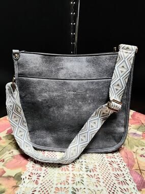 Cantina Crossbody Tote Gray Hobo Handbag wide shoulder strap